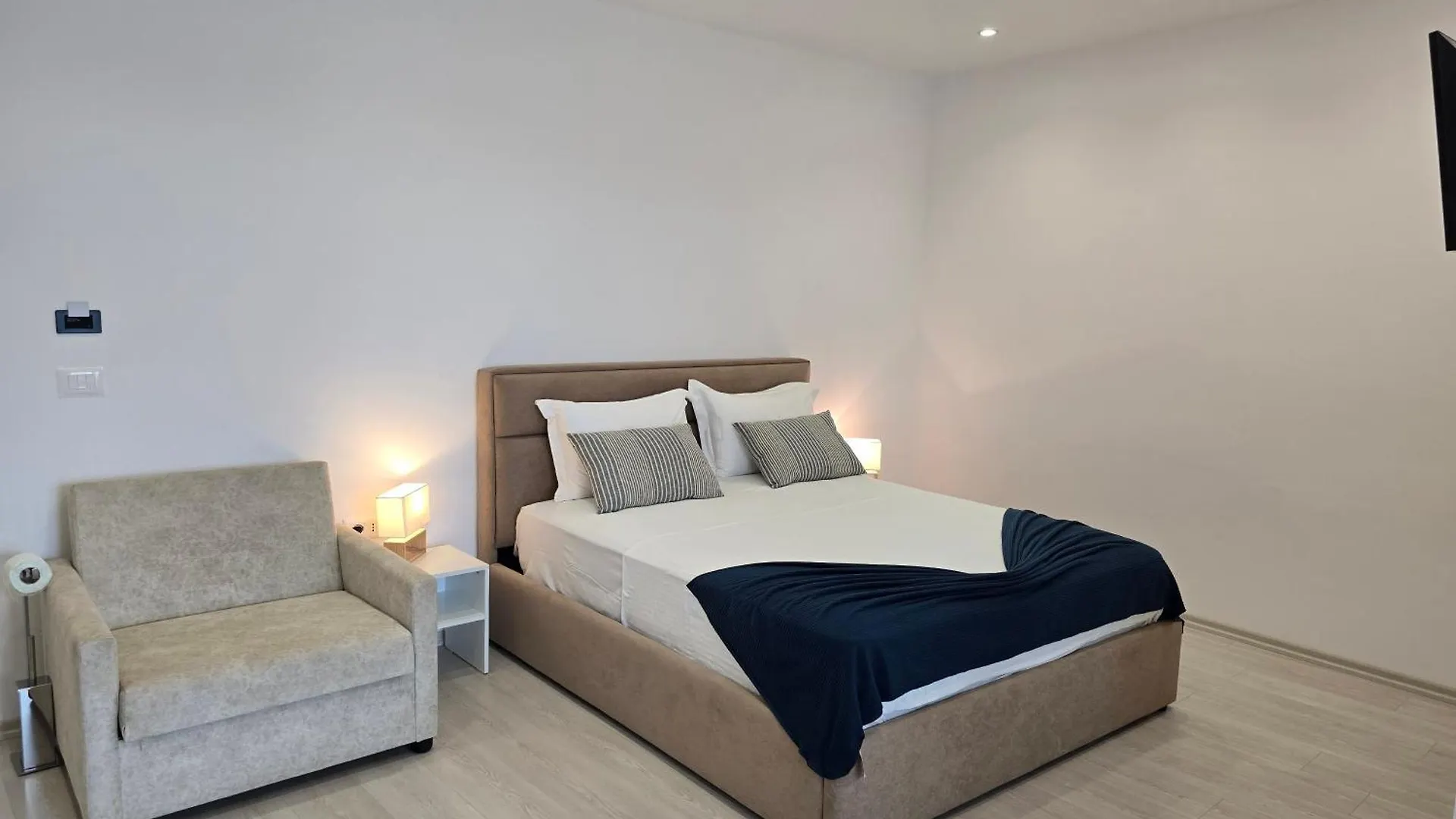 Hotel Veizi Himare