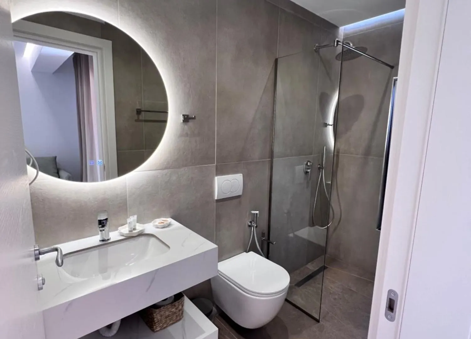 Hotel Veizi Himare