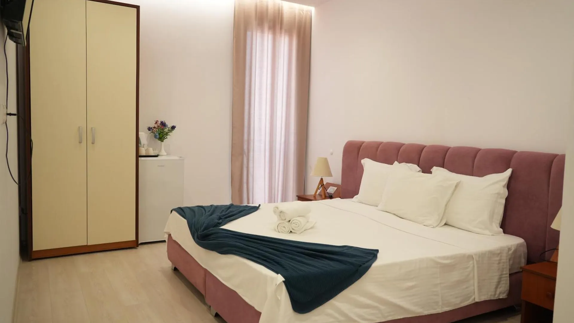 Hotel Veizi Himare