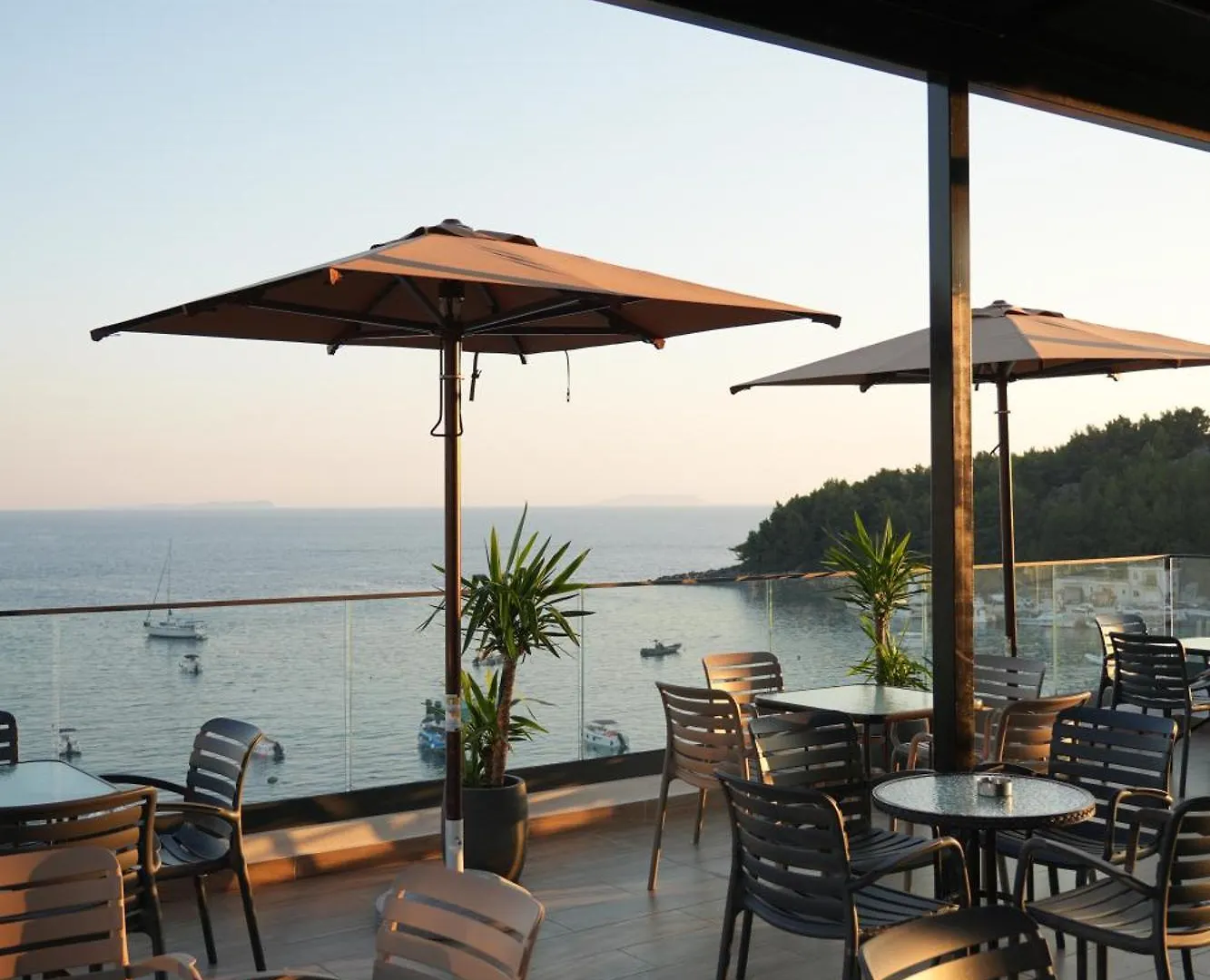Hotel Veizi Himare